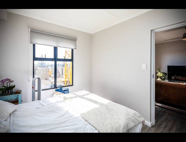 1 BEDROOM APARTMENT FOR SALE IN TABLE VIEW